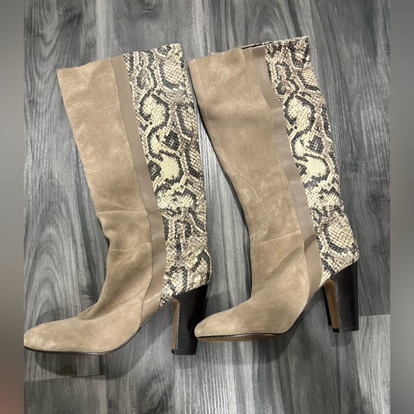 Shoes - Snakeskin Patterned Tan Women's Boots